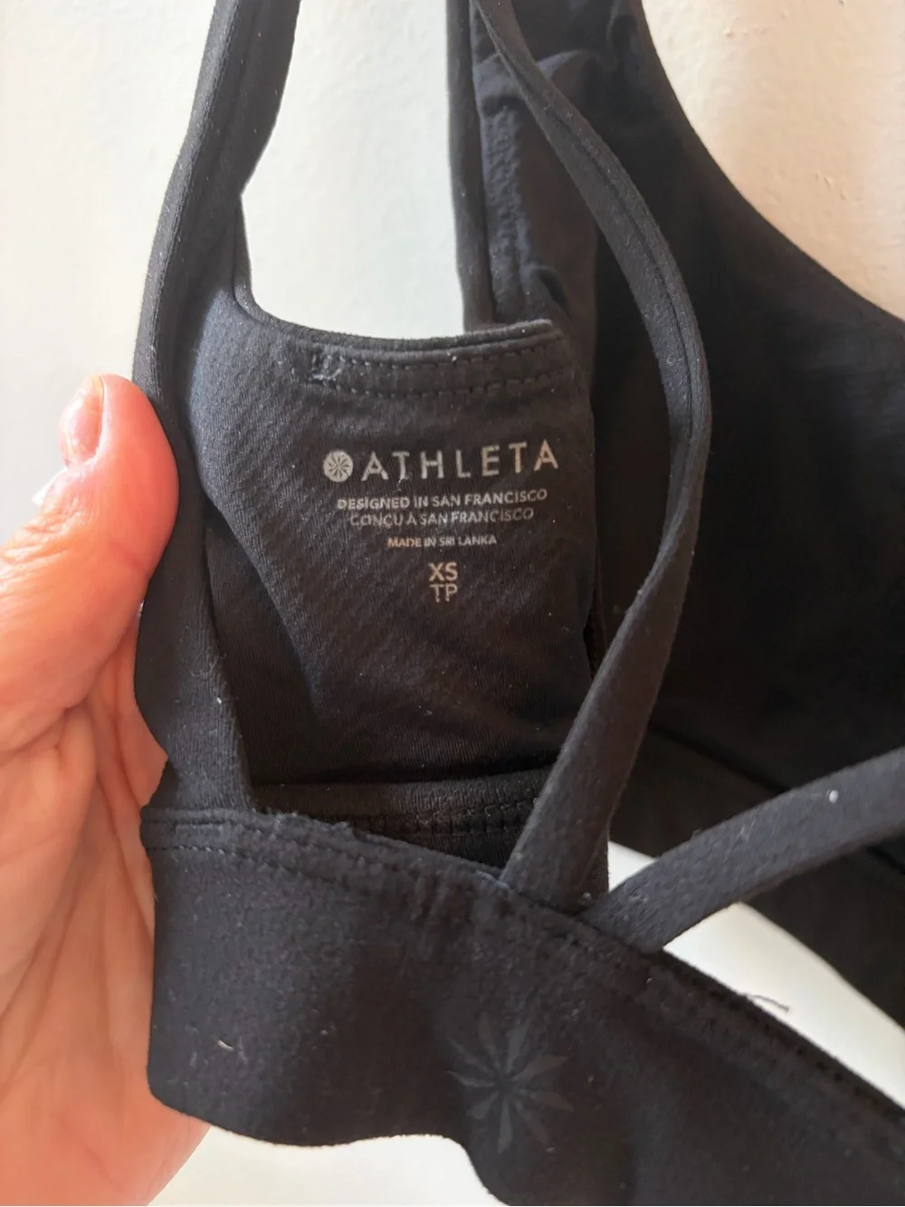 Athleta Strappy Sports Bra - Black - XS